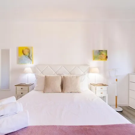 Apartament Elegant 2 Bedrooms With Balconies In Lizbona