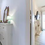 Elegant 2 Bedrooms With Balconies In