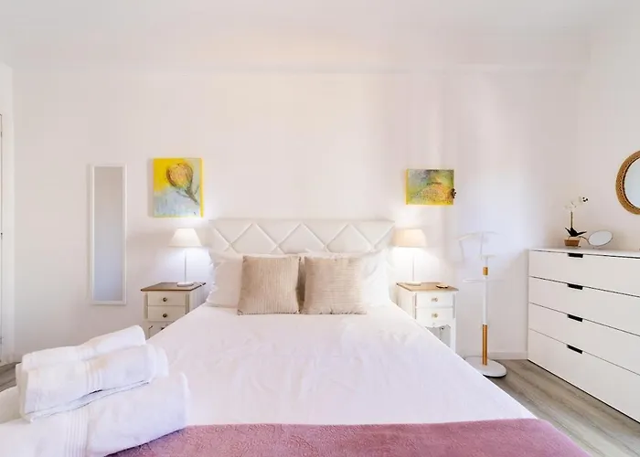 דירה Elegant 2 Bedrooms With Balconies In ליסבון