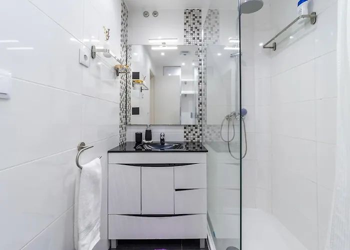 דירה Elegant 2 Bedrooms With Balconies In ליסבון